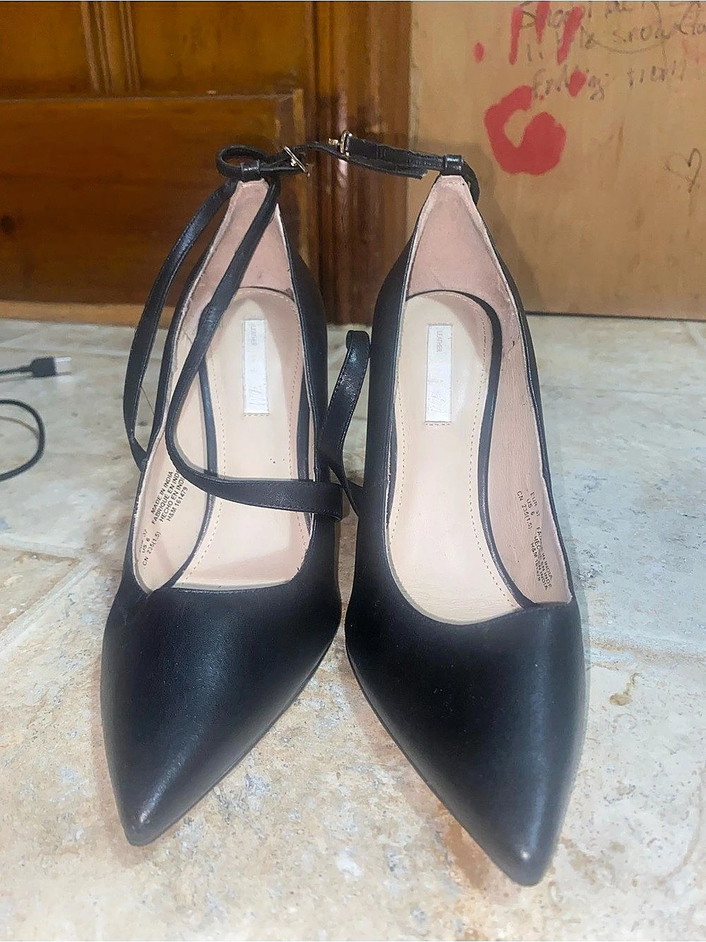 H&M Black Pointed Toe Pumps with Ankle Strap Like New